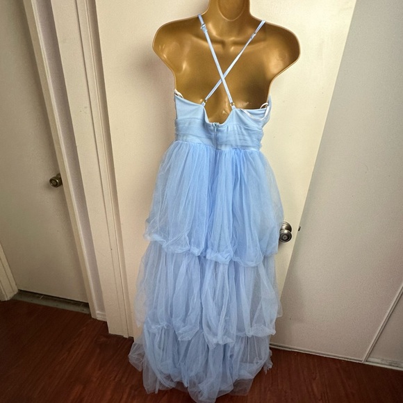 Lulu’s Light Blue Charming Glamour Tulle Sleeveless Tiered Maxi Dress NWOT S - Picture 8 of 15